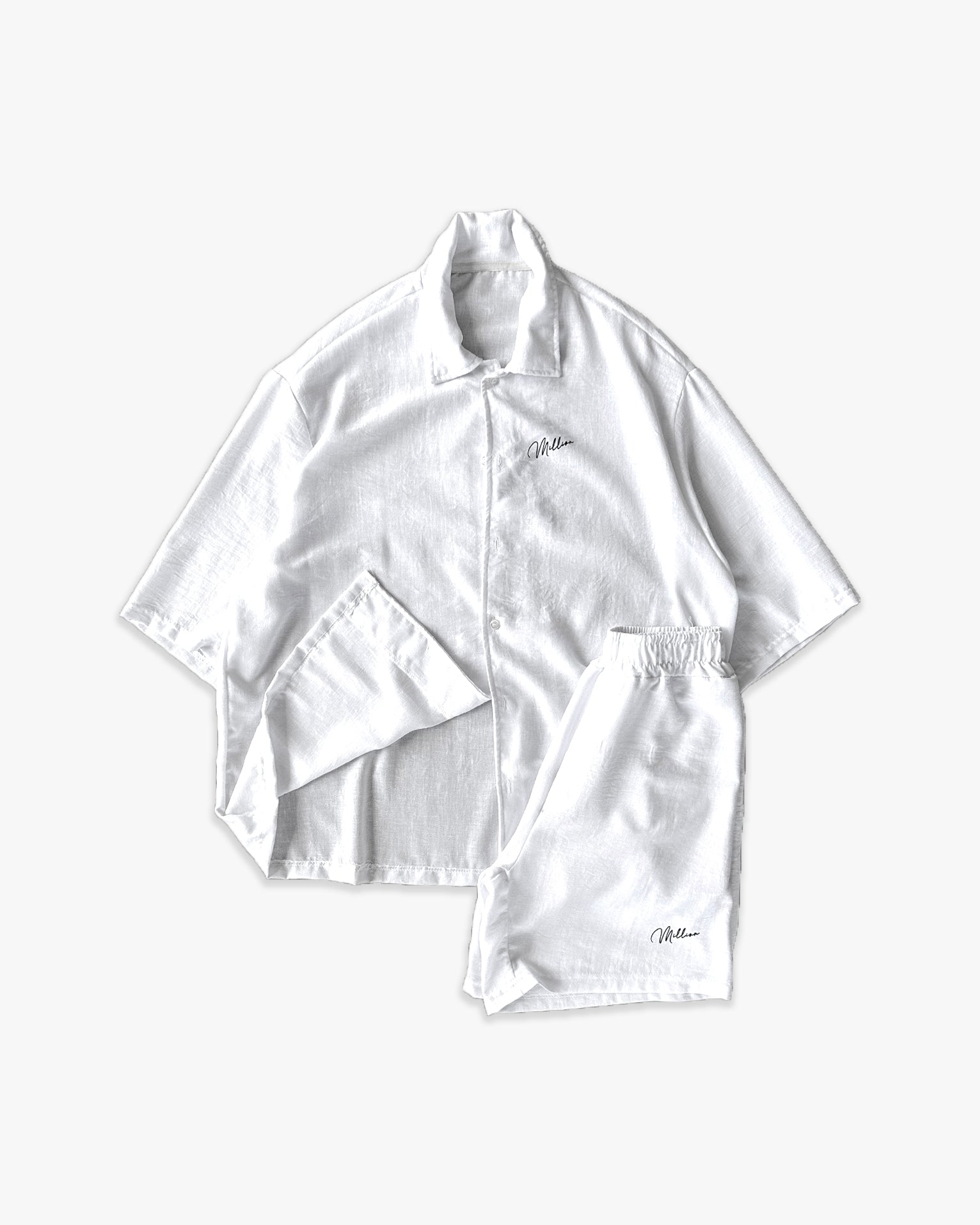 Schwarzes T-Shirt mit schwarzem Logo