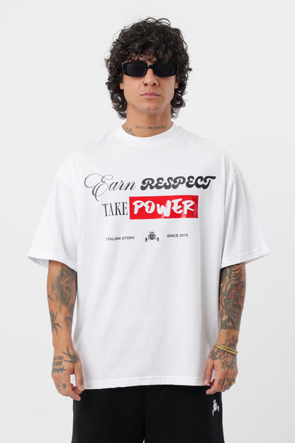 Weißes T-Shirt mit schwarzem Logo
