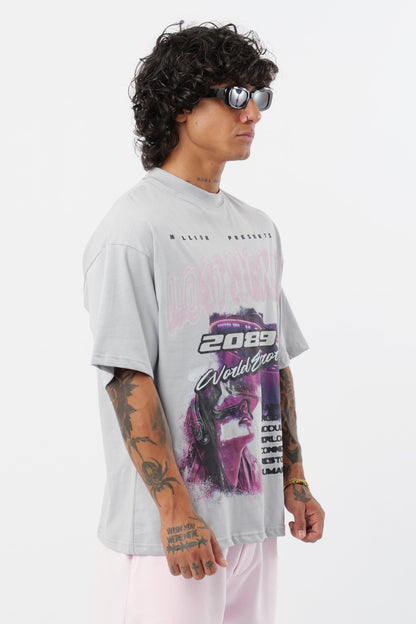 Weißes T-Shirt mit schwarzem Logo