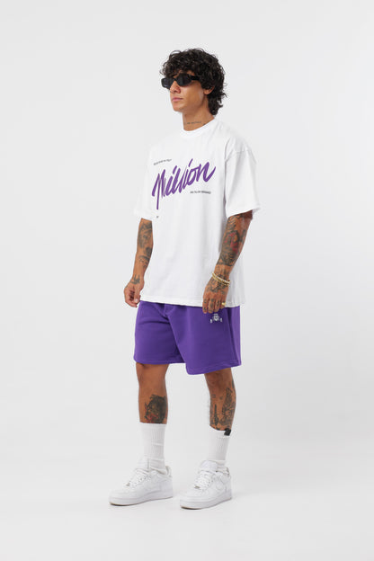Weißes T-Shirt mit schwarzem Logo