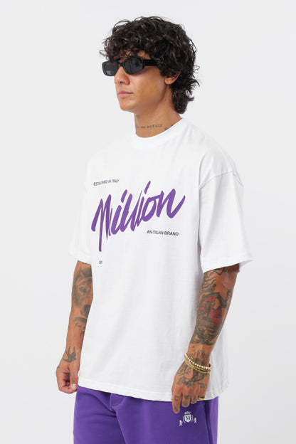 Weißes T-Shirt mit schwarzem Logo
