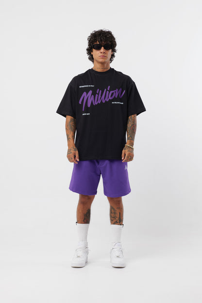 Weißes T-Shirt mit schwarzem Logo